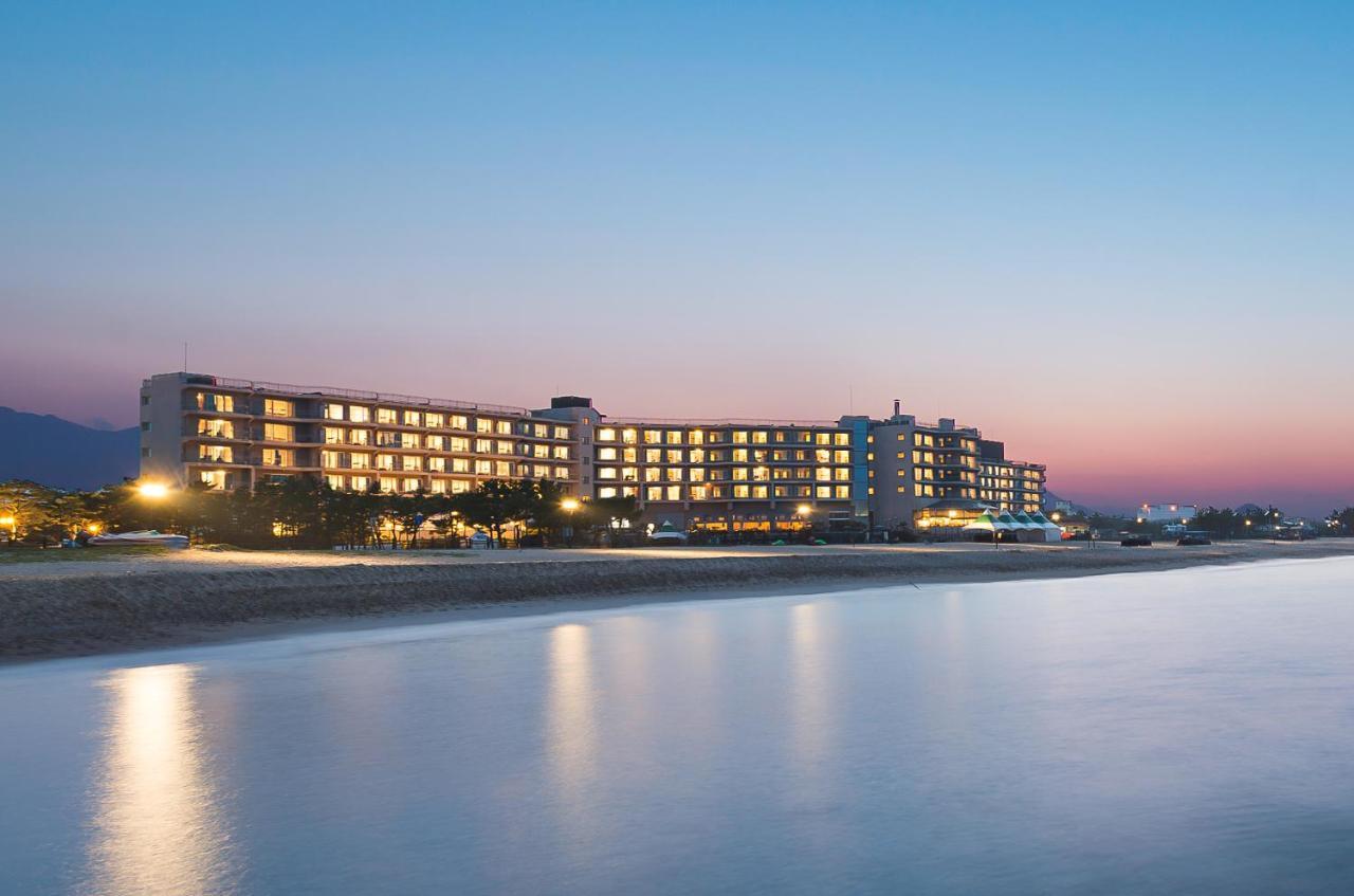 Kensington Resort Seorak Beach Сокчхо Екстер'єр фото