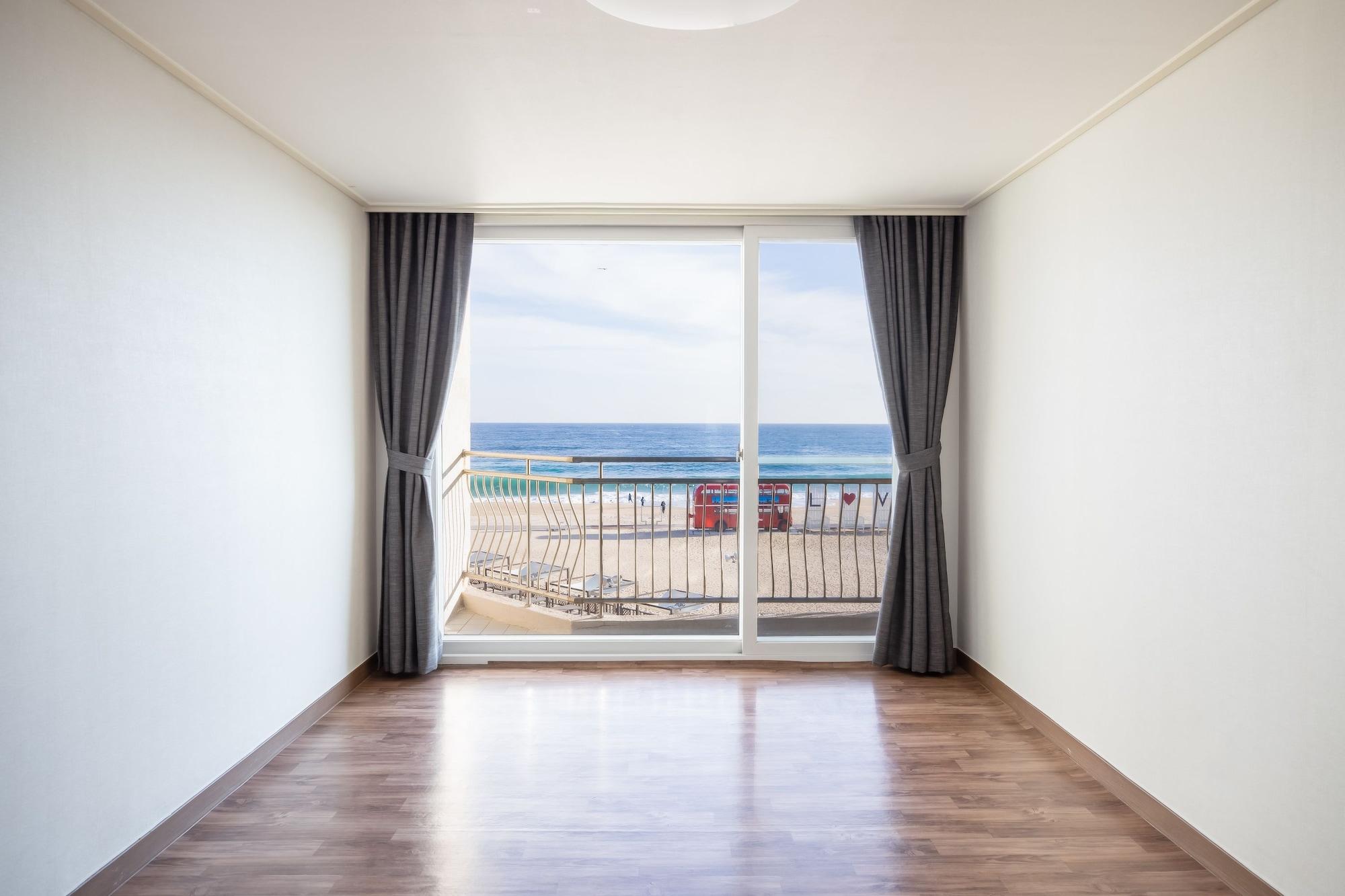 Kensington Resort Seorak Beach Сокчхо Екстер'єр фото