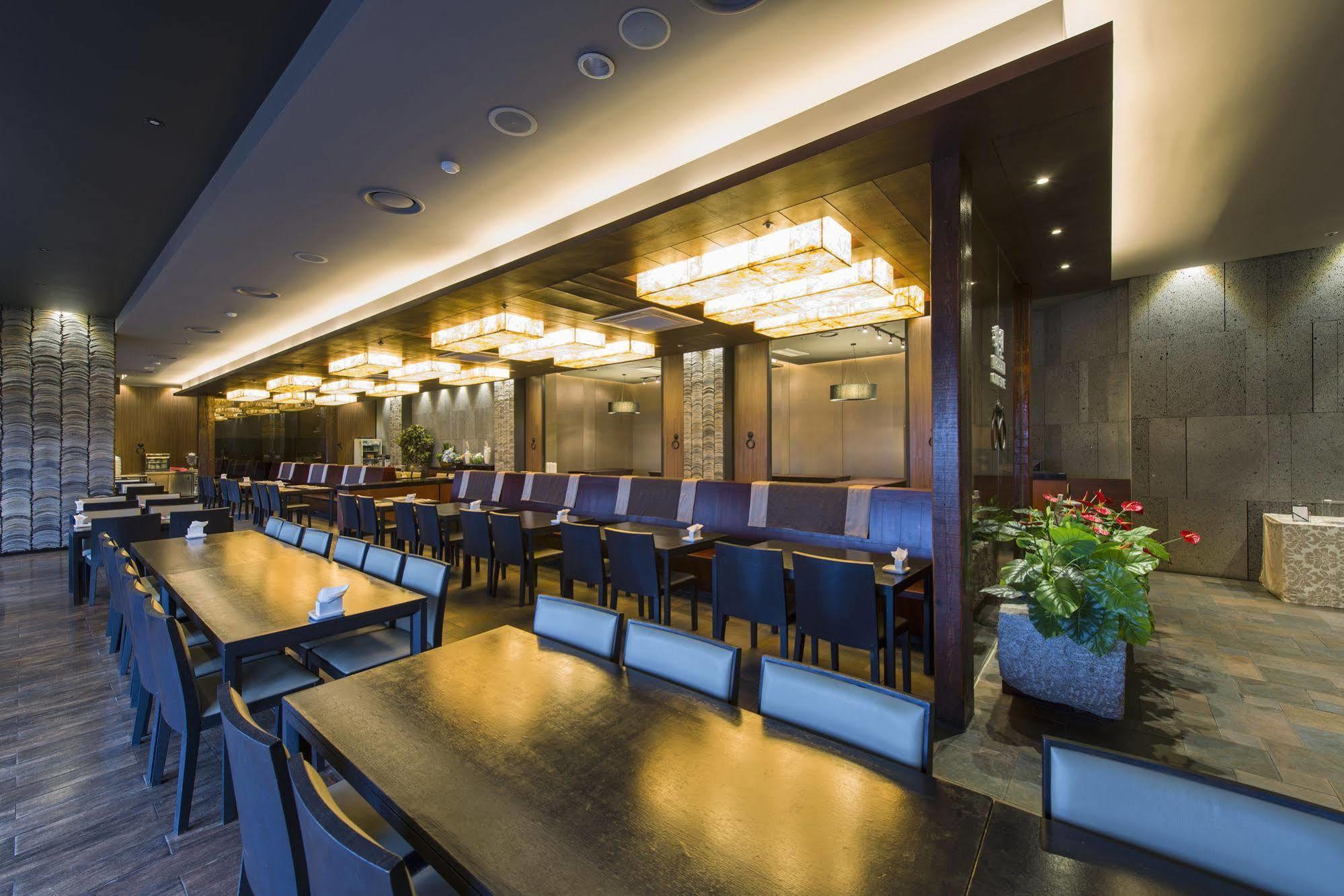 Kensington Resort Seorak Beach Сокчхо Екстер'єр фото